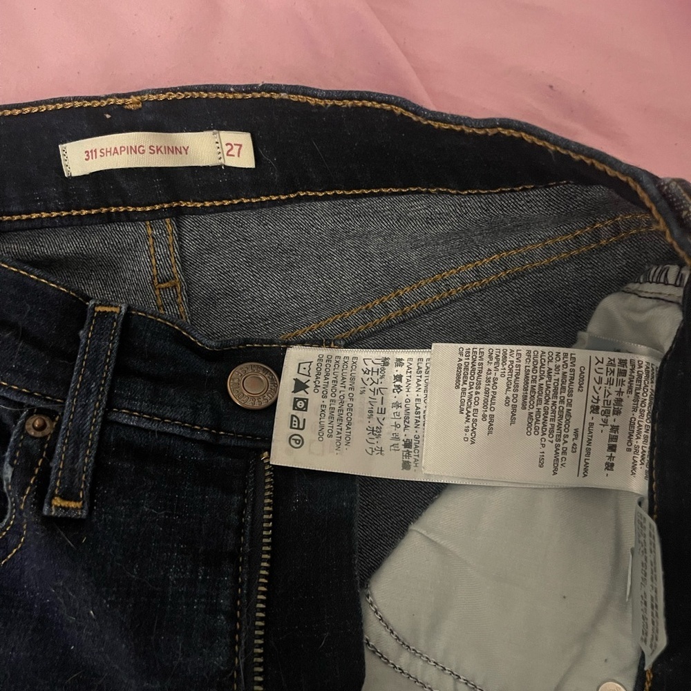 Levi’s 311 Shaping Skinny Dark Blue Jeans - Picture 4 of 4